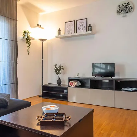 Rododendro 29 - Ciclovia Alpe Adria With Terrace * Tarvisio